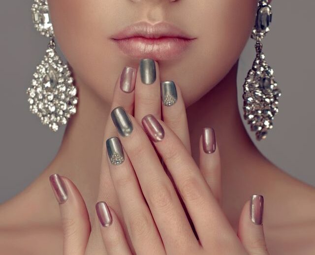 Exotic Nail art at Nail spa salon in Havelock town Colombo 5.